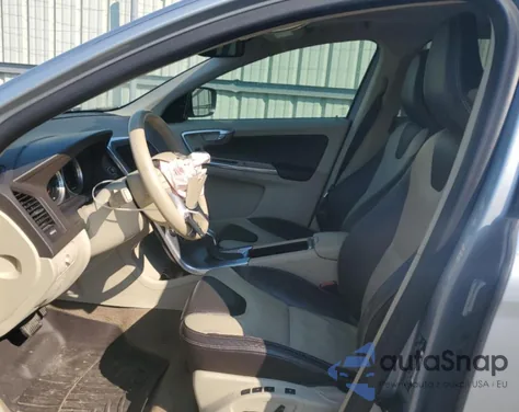 2013 Volvo Xc60 3.2 from USA, damaged, VIN YV4952DL0D2413360